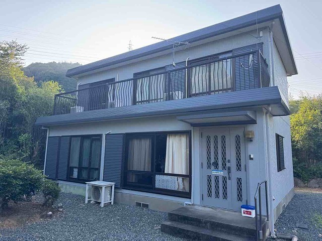 浜松市浜名区都田町 (外壁屋根塗装工事、太陽熱温水器撤去）